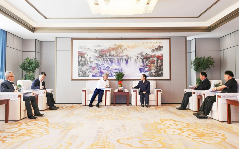 國(guó)網(wǎng)天津市電力公司董事長(zhǎng)、黨委書記郭銘群深入榮程集團(tuán)走訪調(diào)研